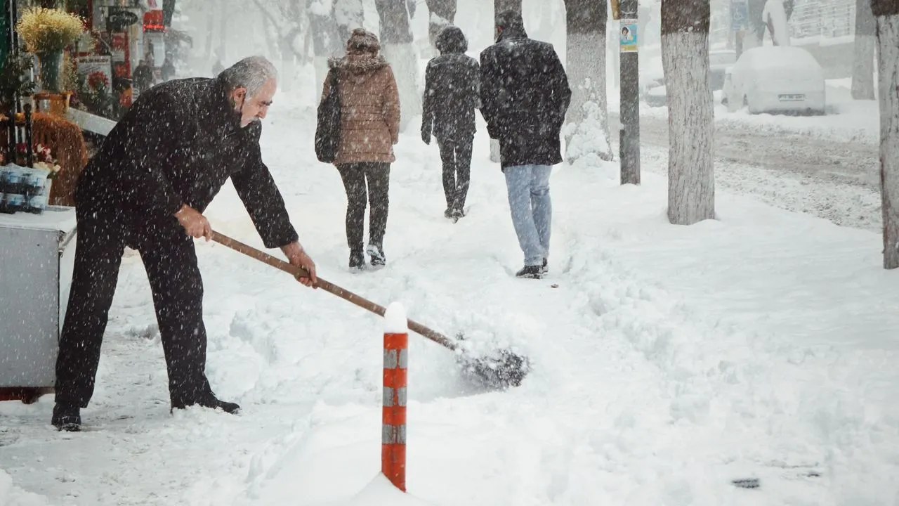 Snow Removal for property preservation in the Chicago area